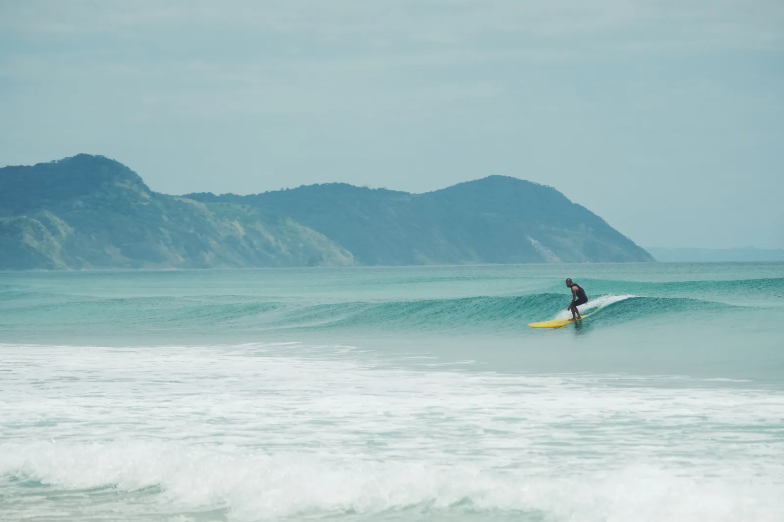 Perfect peeling waves at a Northland point